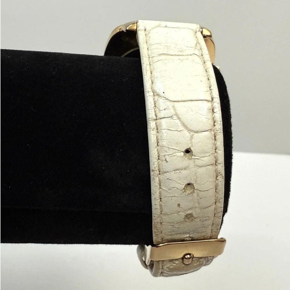 Anne Klein anne klein